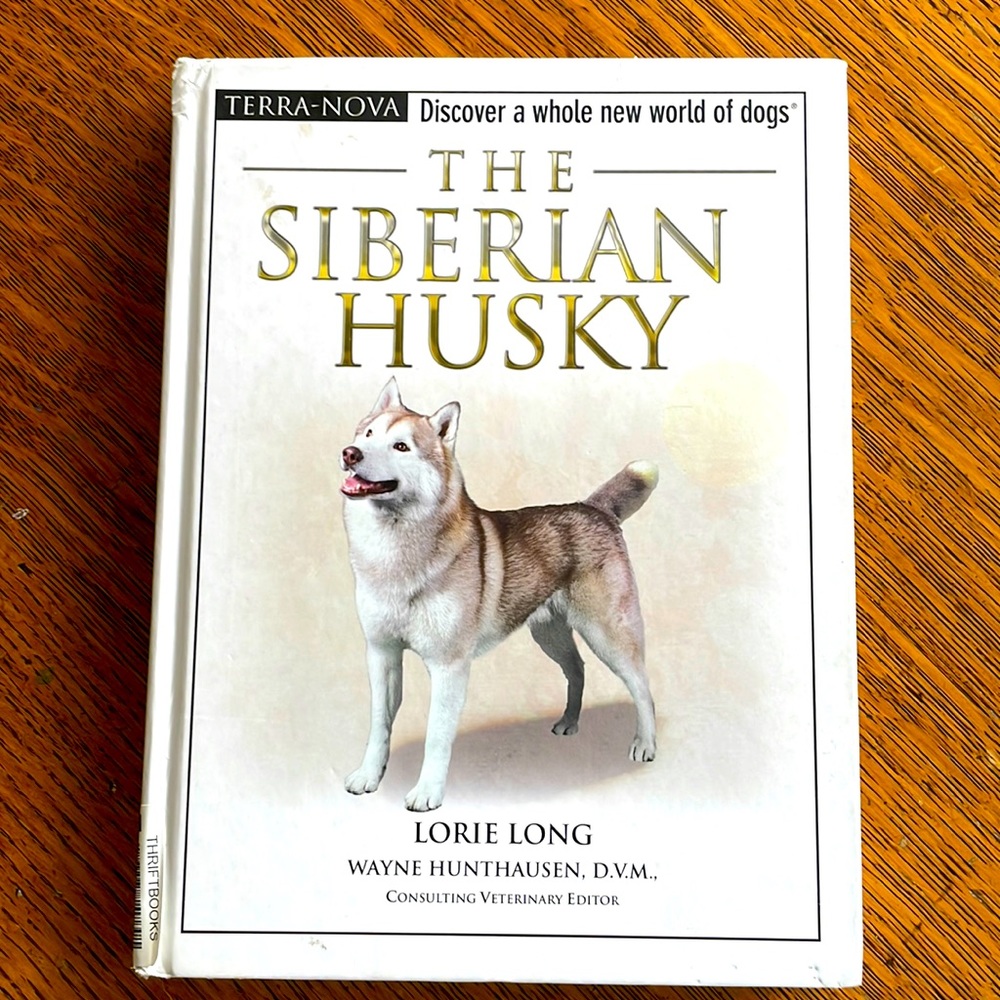 Book.  The Siberian Husky with Care and training DVD